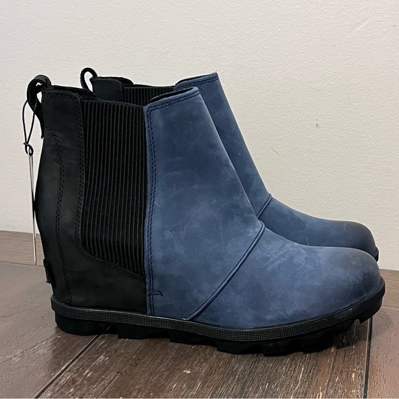 Sorel Shoes - NWT Sorel Joan Of Arctic Wedge Booties Boots Blue Suede Women’s size 9.5